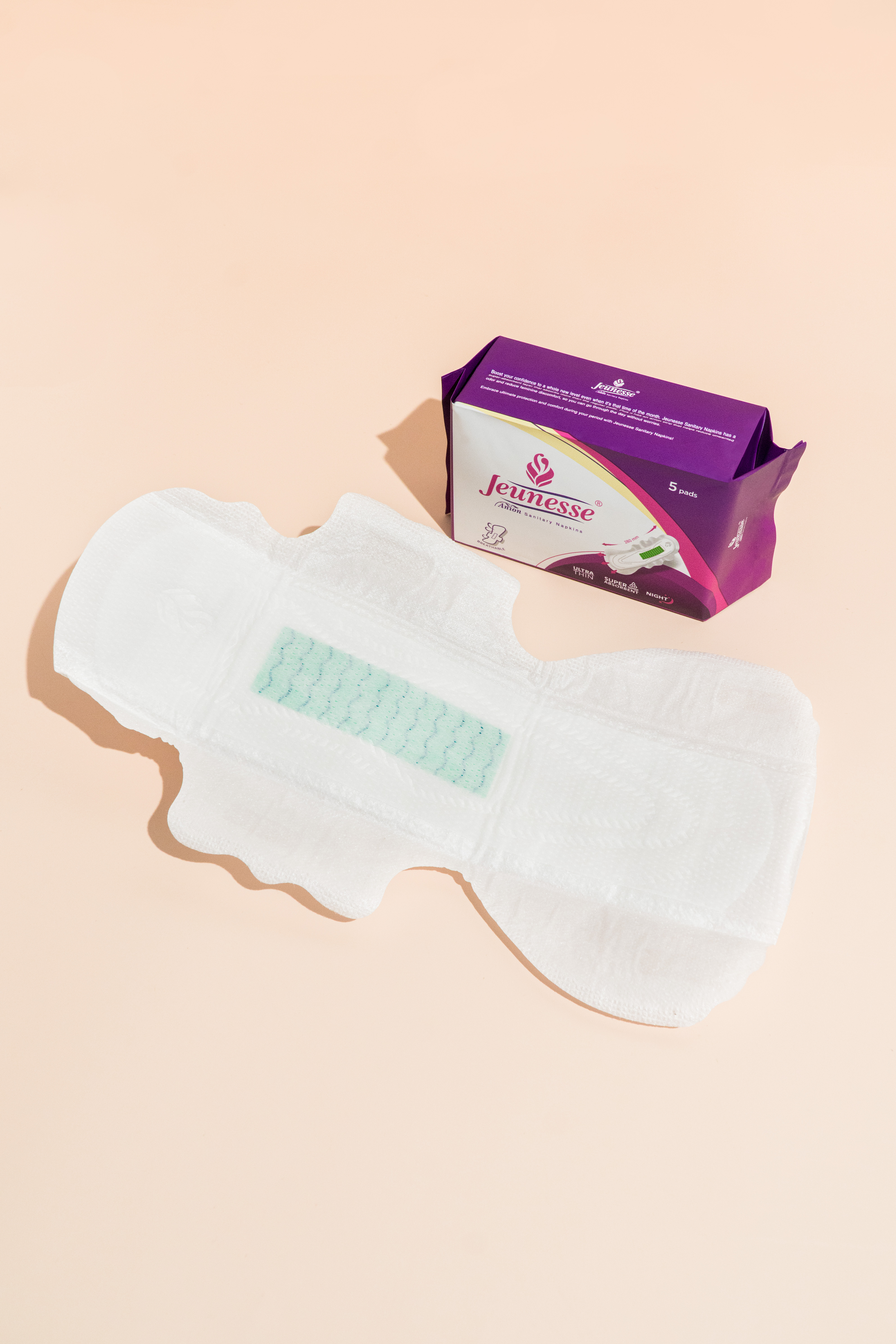 Jeunesse Anion night pad with wings – extra length and absorbency for sleep